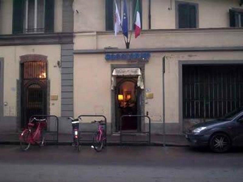 Bed and Breakfast Soggiorno Sogna Firenze Екстер'єр фото